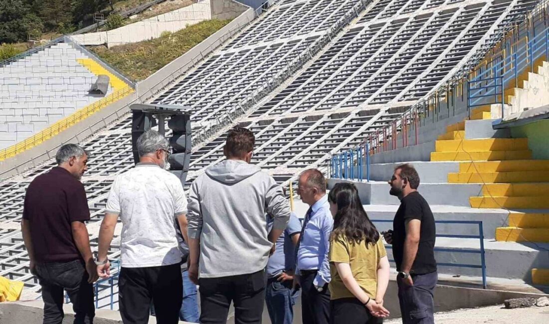 Kayakla Atlama Kuleleri’nde zemin tadilatı sonrası ahşap pist çalışmaları tüm