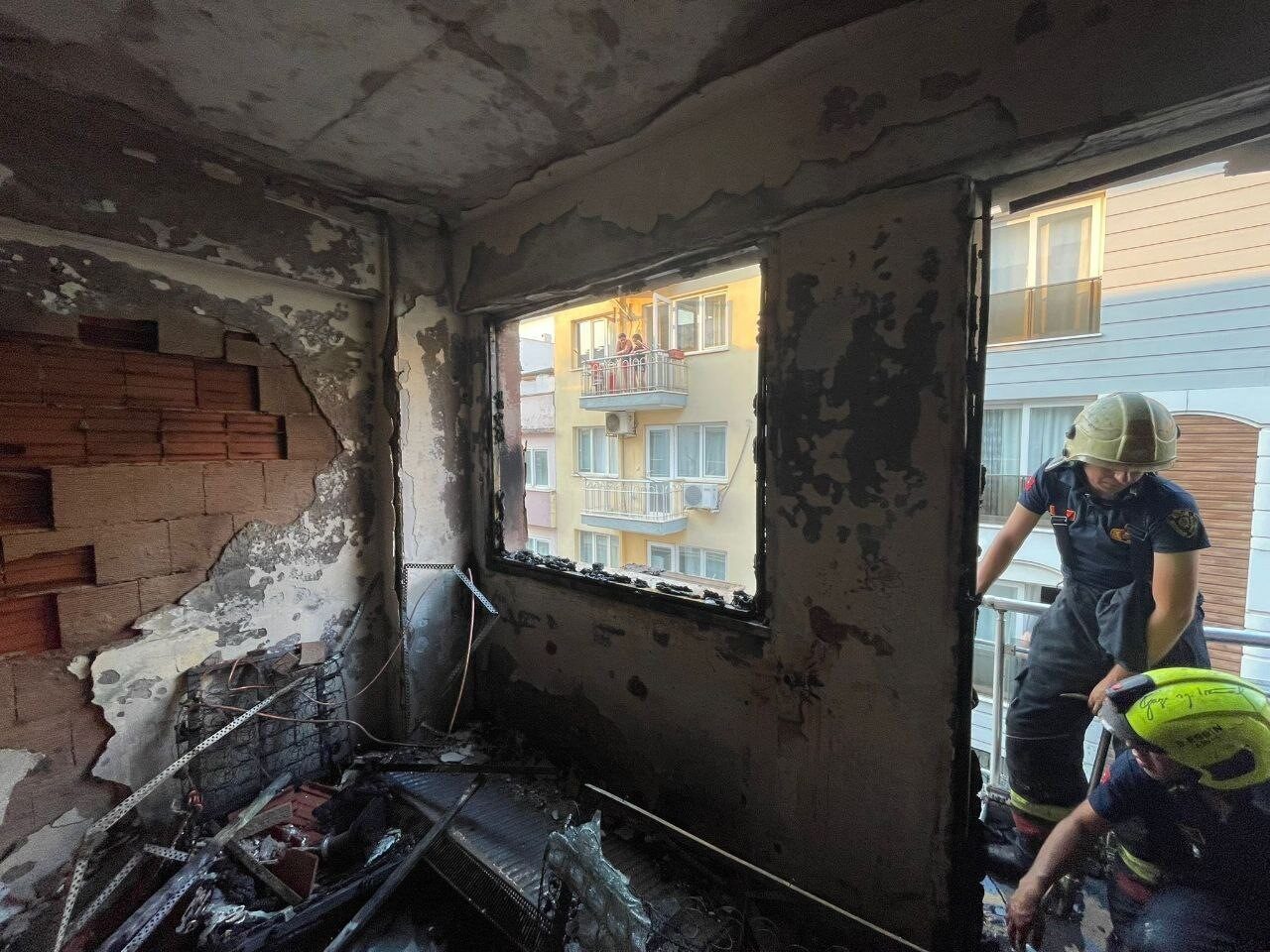 Aydın Büyükşehir Belediyesi İtfaiye Daire Başkanlığı ekipleri, son 48 saat