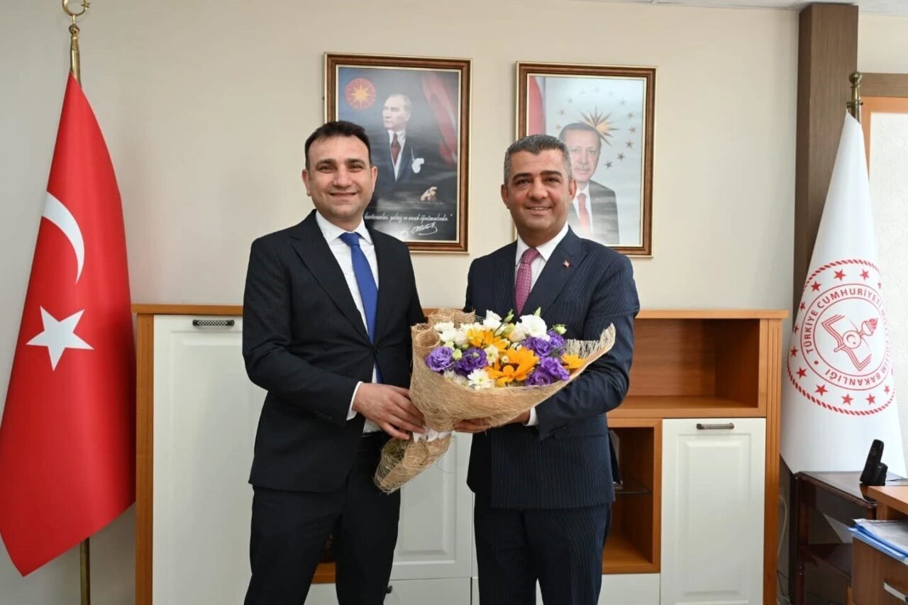 Aydın İl Milli Eğitim Müdürlüğü görevini yürütürken Erzurum İl Milli