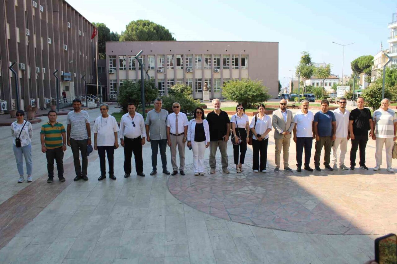 Aydın’da görev yapan gazeteciler 24 Temmuz Basın Bayramı dolayısıyla düzenlenen