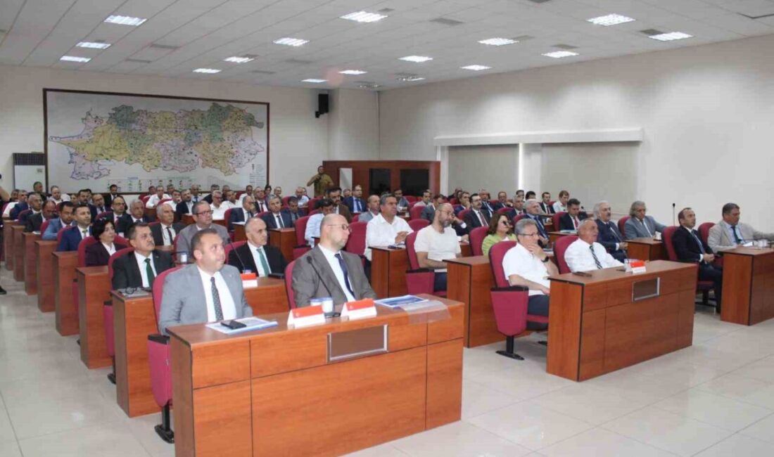 Kütahya Vali Yardımcılığı görevinden Aydın Vali Yardımcılığına atanan Fikret Zaman,