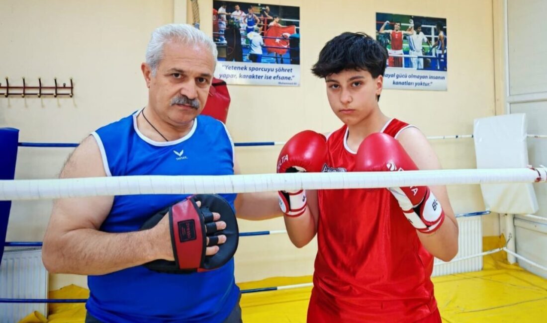Elazığlı sporcu Aygül Özdemir, Üst Minikler Türkiye Boks Şampiyonası’nda, Türkiye