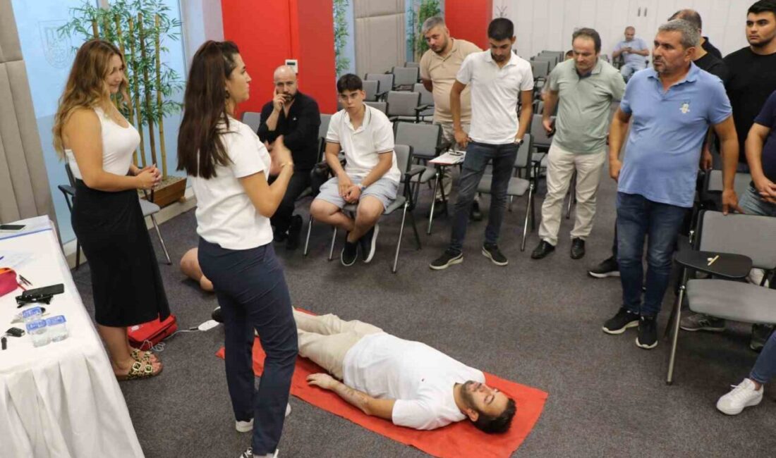 Aydın Ticaret Odası (AYTO), üyelerinin ilk yardım konusundaki farkındalığını artırmak