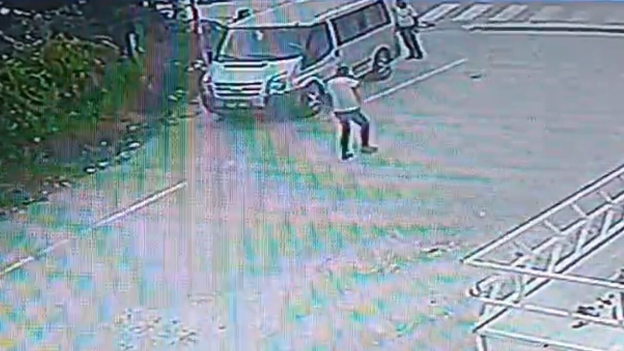 Burdur’da alacak-verecek kavgasında baba ve oğlunu silahla vurarak öldürmekten yargılanan