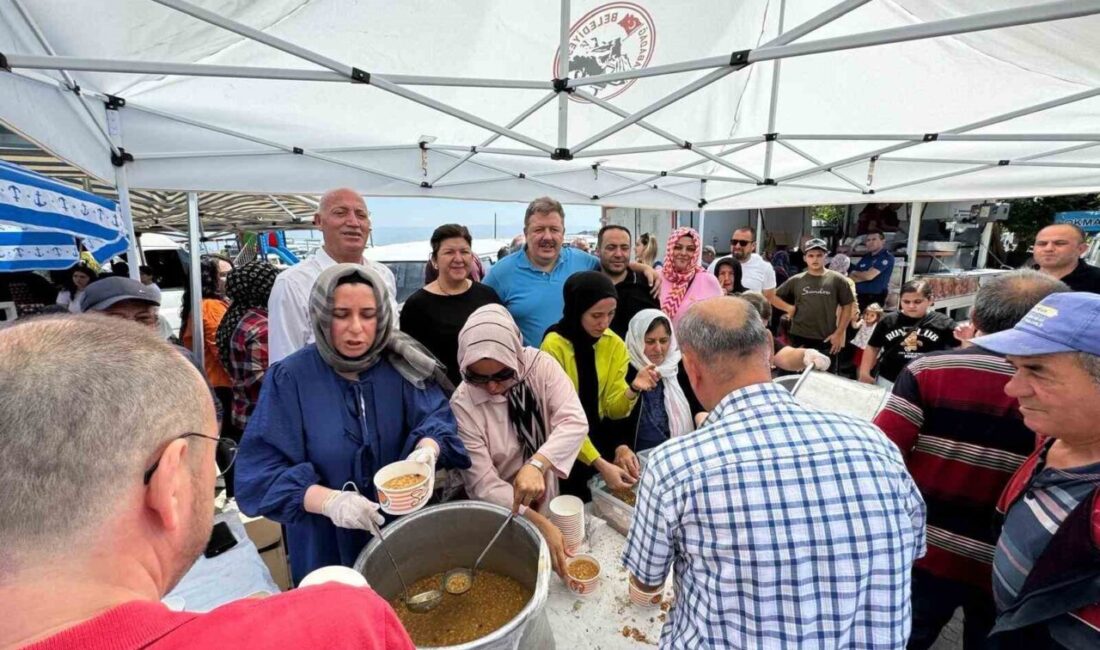Denizli’nin Babadağ Belediyesi, Muharrem ayı dolayısıyla düzenlenen etkinlikte binlerce kişiye