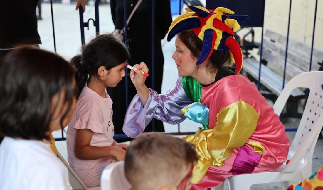 Bağcılarlılar, Bağcılar Belediyesi’nin renkli aktiviteler, canlı müzik, yarışma, ikramlar ve