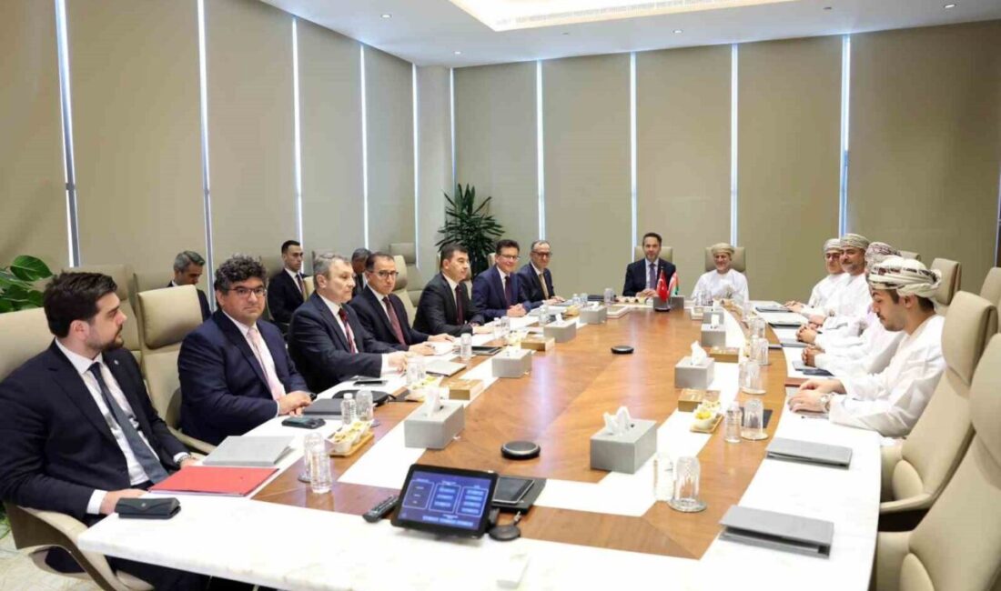 Enerji ve Tabii Kaynaklar Bakanı Alparslan Bayraktar, Maskat temasları çerçevesinde