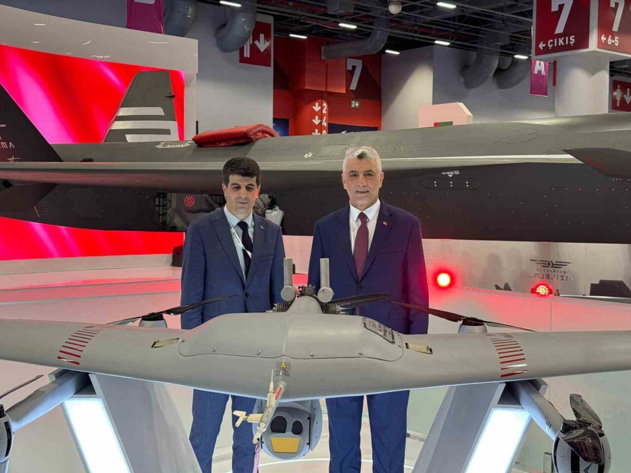 İSTANBUL (İHA) – Uluslararası Savunma Sanayii Fuarını “IDEF 2025” ziyaret