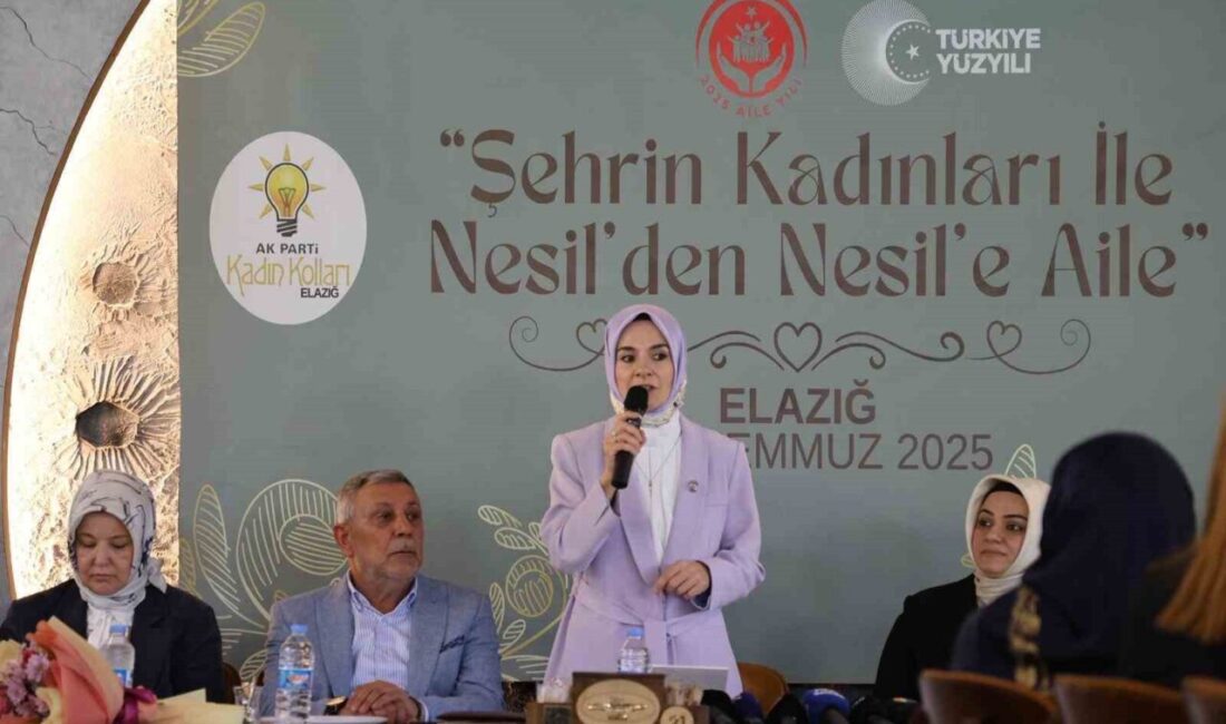 Aile ve Sosyal Hizmetler Bakanı Mahinur Özdemir Göktaş, Elazığ’da katıldığı