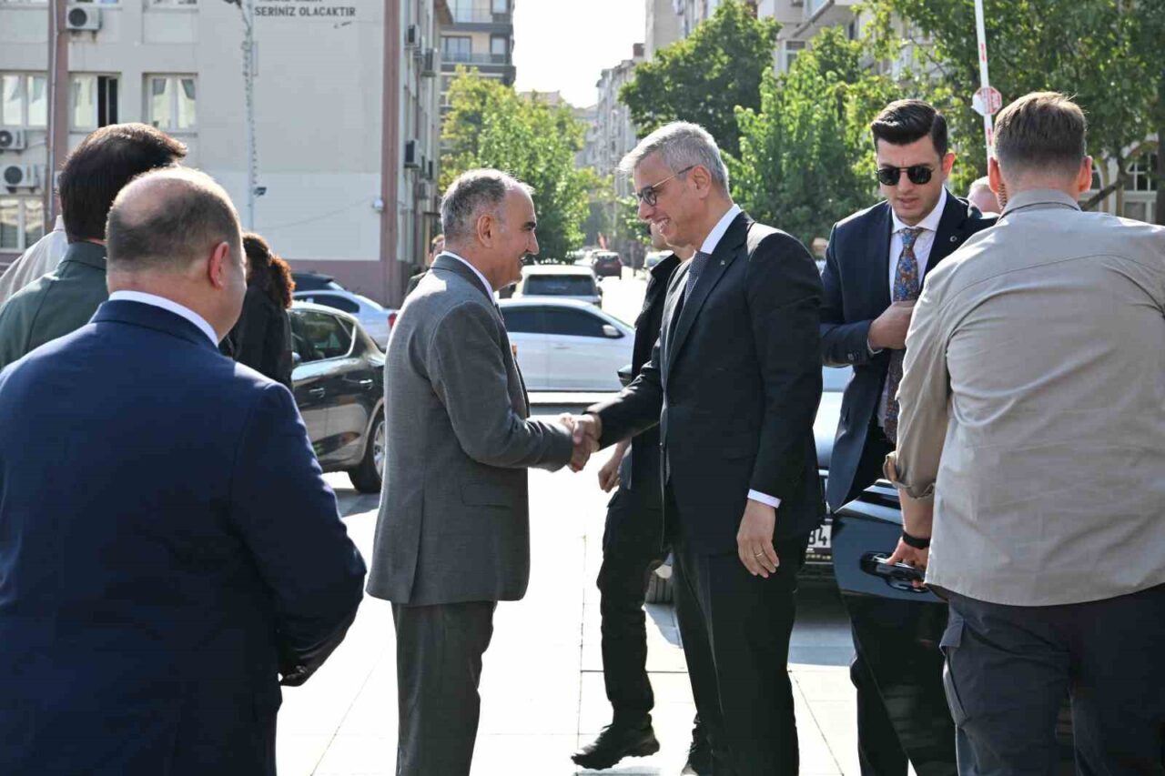 Sağlık Bakanı Prof. Dr. Kemal Memişoğlu, fazla kilo ve obeziteyle