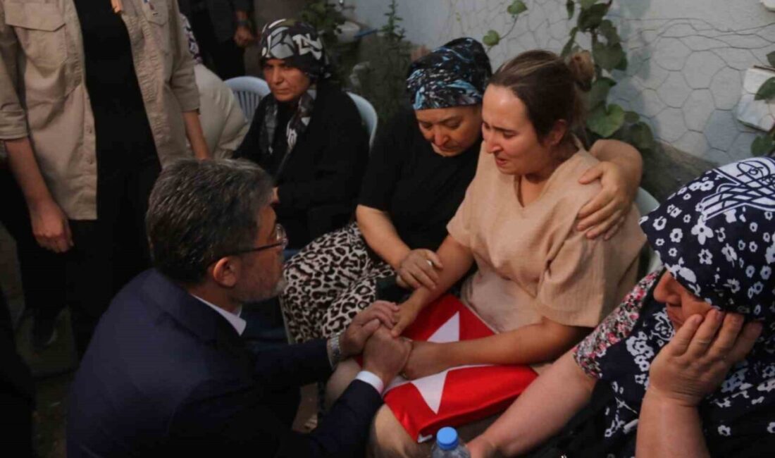 Eskişehir’deki orman yangınına müdahale ederken şehit olan Tolunay Kocaman’ın ailesine,