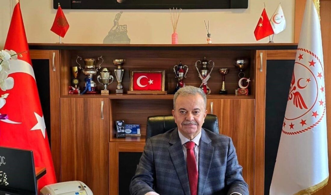 Balıkesir Devlet Hastanesi’nde başhekim olarak görev yapan Opr. Dr. Erdal