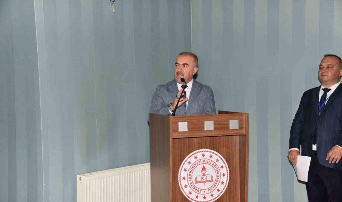 Yükseköğretim Kurumları Sınavı’nda (YKS) Türkiye geneli yapılan sınavlarda 32 öğrenci