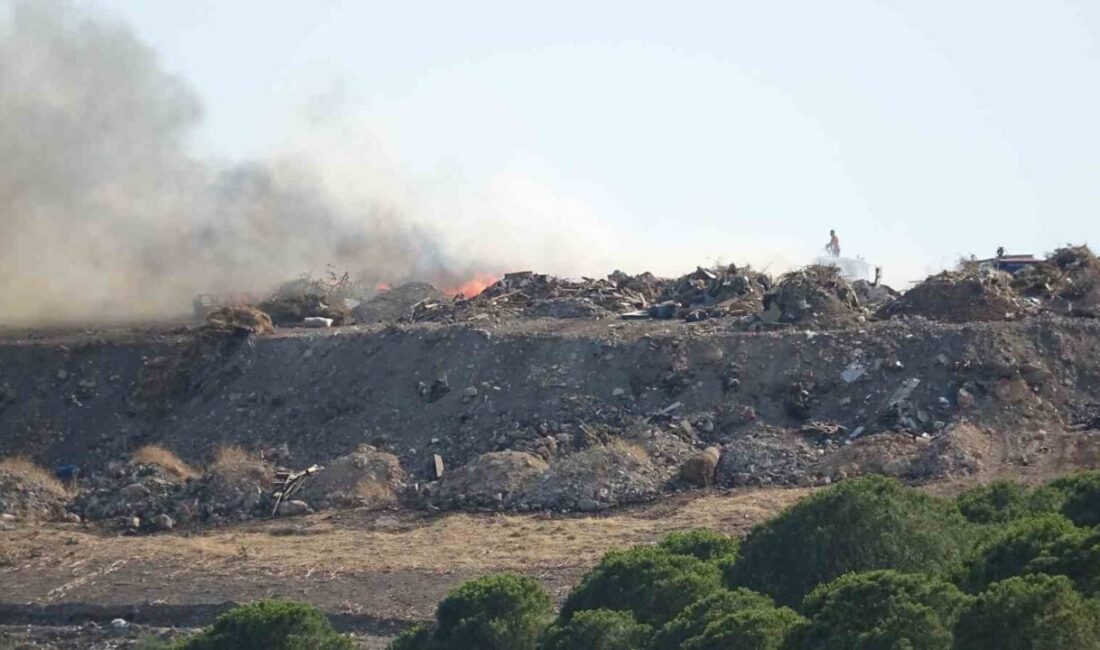 Balıkesir’in Ayvalık ilçesinde çöp depolama tesisinde yangın çıktı. Edinilen bilgiye