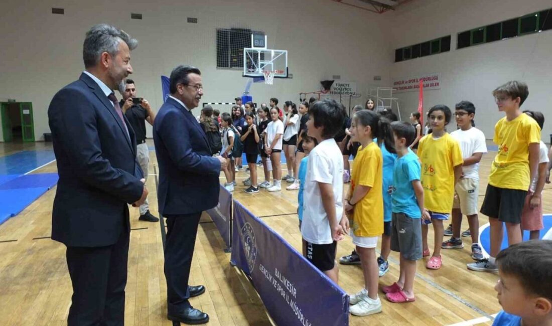 Burhaniye ilçesinde, Gençlik ve Spor Bakanlığı tarafından her yıl Türkiye