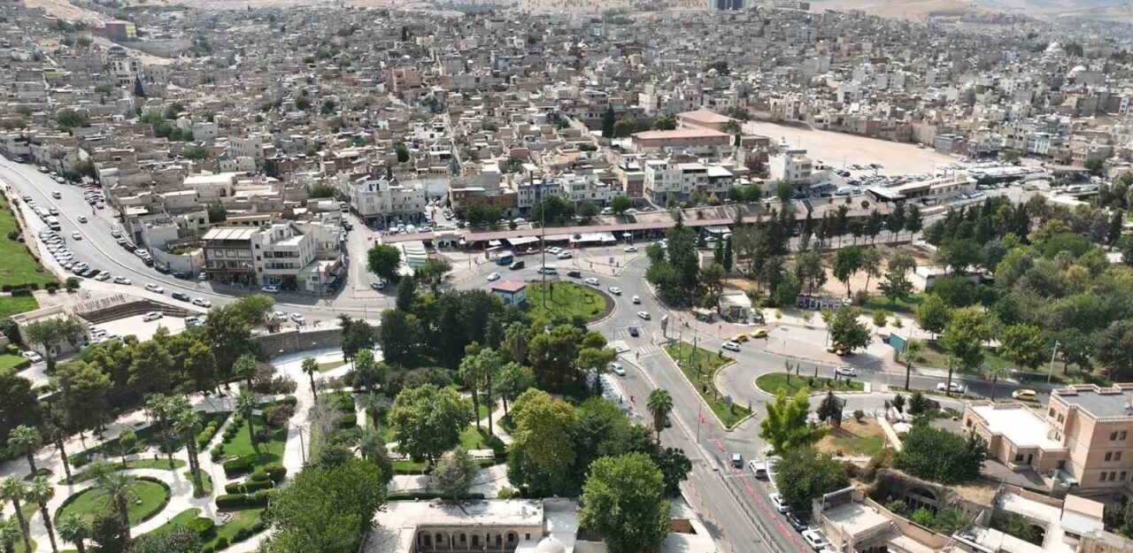 Şanlıurfa Büyükşehir Belediye Başkanı Mehmet Kasım Gülpınar, Balıklıgöl çevresindeki tarihi