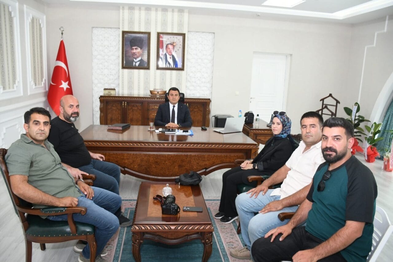 Patnos’a yeni atanan Kaymakam Burak Dertlioğlu’na, ilçedeki yerel ve ulusal