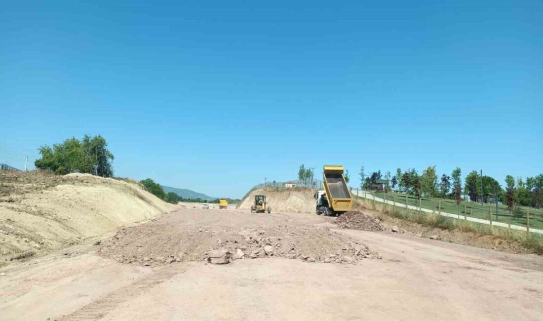 Başiskele ilçesinde D-100 kara yoluna alternatif oluşturacak ve trafik yoğunluğunu