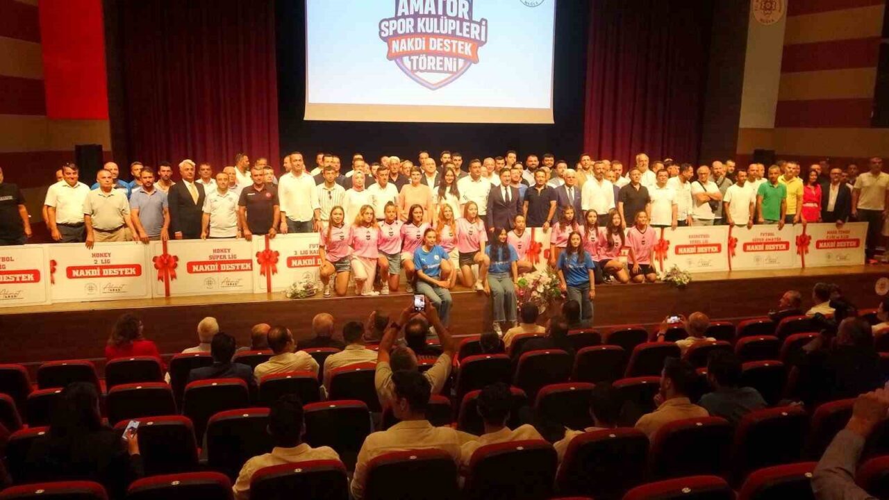 Muğla Büyükşehir Belediye Başkanı Ahmet Aras, amatör spor kulüplerine yönelik