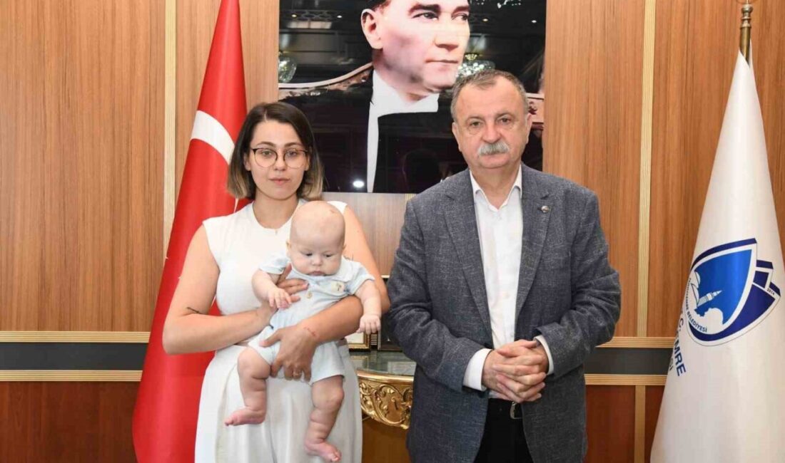 Yunusemre Belediye Başkanı Semih Balaban, 4 aylık SMA Tip-1 hastası