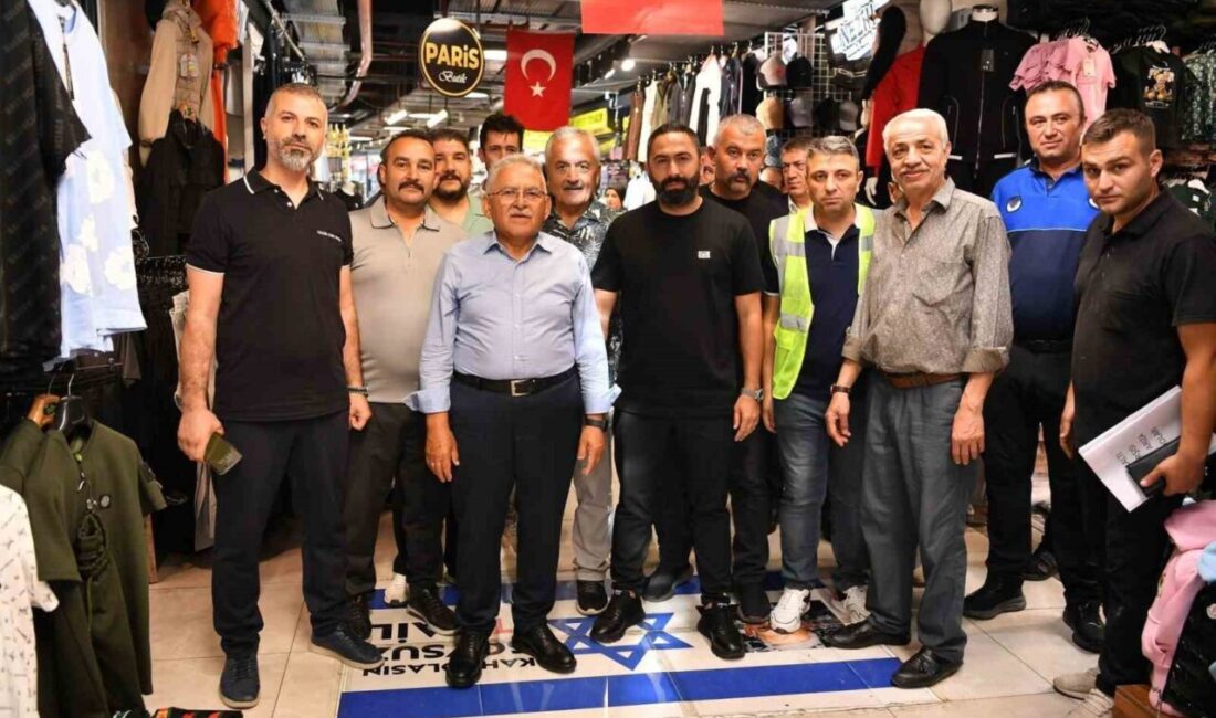 Kayseri Büyükşehir Belediye Başkanı Memduh Büyükkılıç, Yeraltı Çarşısı esnafını ziyaret