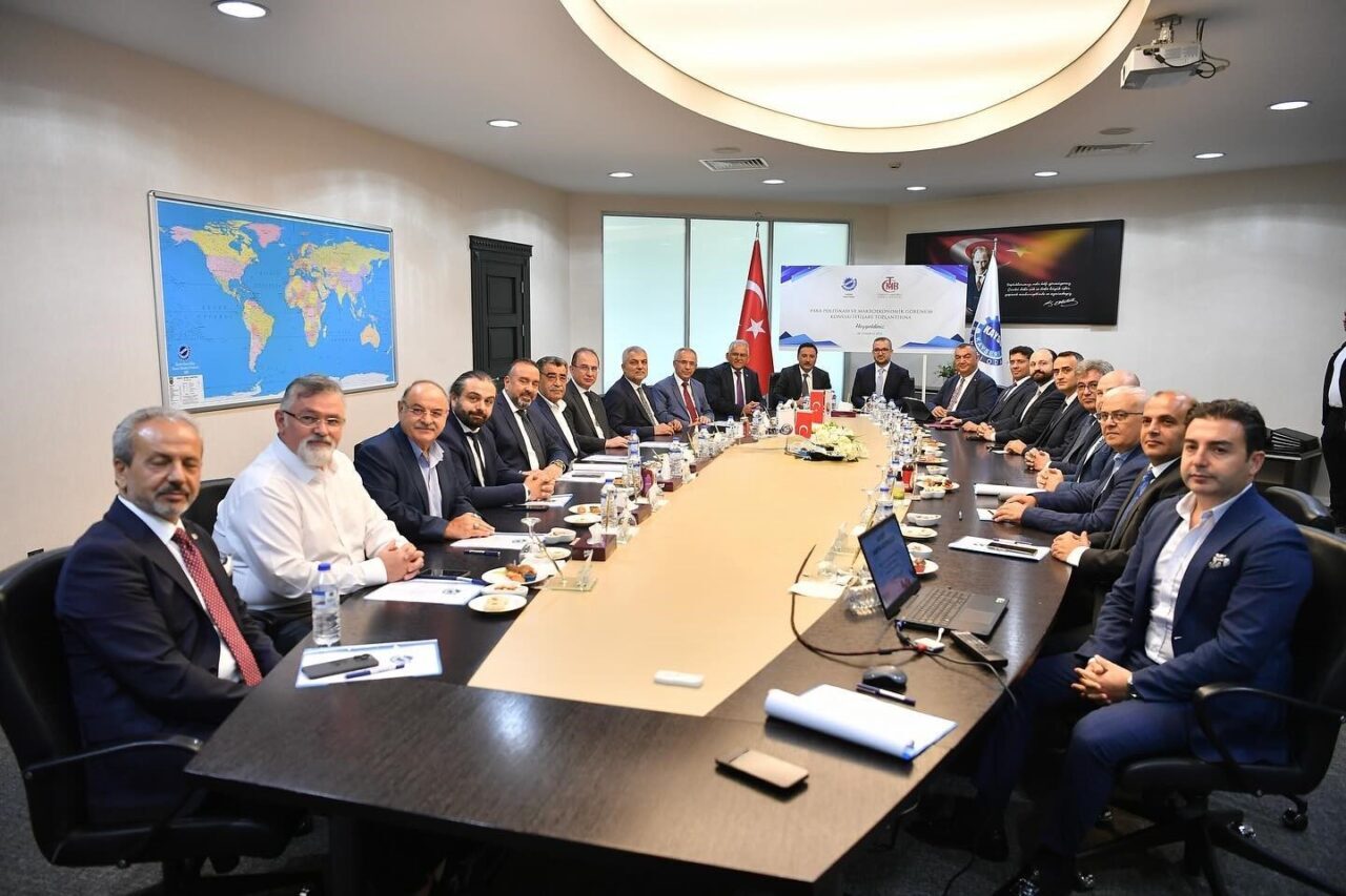 Kayseri Büyükşehir Belediye Başkanı Dr. Memduh Büyükkılıç, Merkez Bankası Başkanı