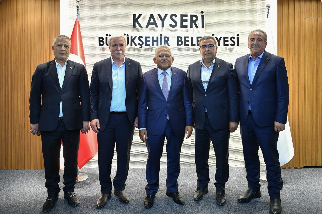 Kayseri Büyükşehir Belediye Başkanı Dr. Memduh Büyükkılıç, Akkışla, Felahiye, Pınarbaşı,