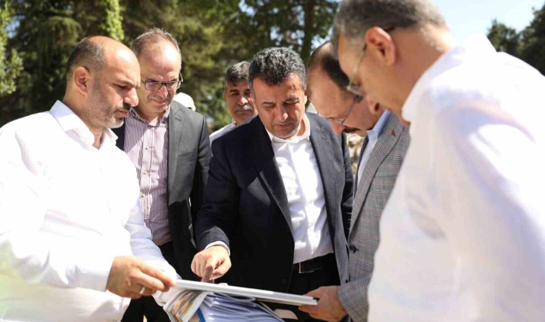 Samsun Büyükşehir Belediye Başkanı Halit Doğan, Atakum ilçesinde yapımı süren