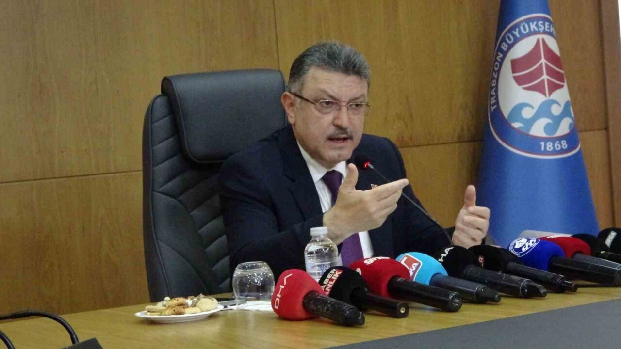 Trabzon Büyükşehir Belediye Başkanı Ahmet Metin Genç, Cumhuriyet Halk Partisi