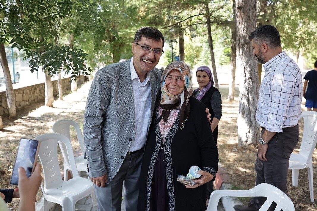 Kütahya Belediye Başkanı Eyüp Kahveci, Akçaalan Yardımlaşma ve Dayanışma Derneği