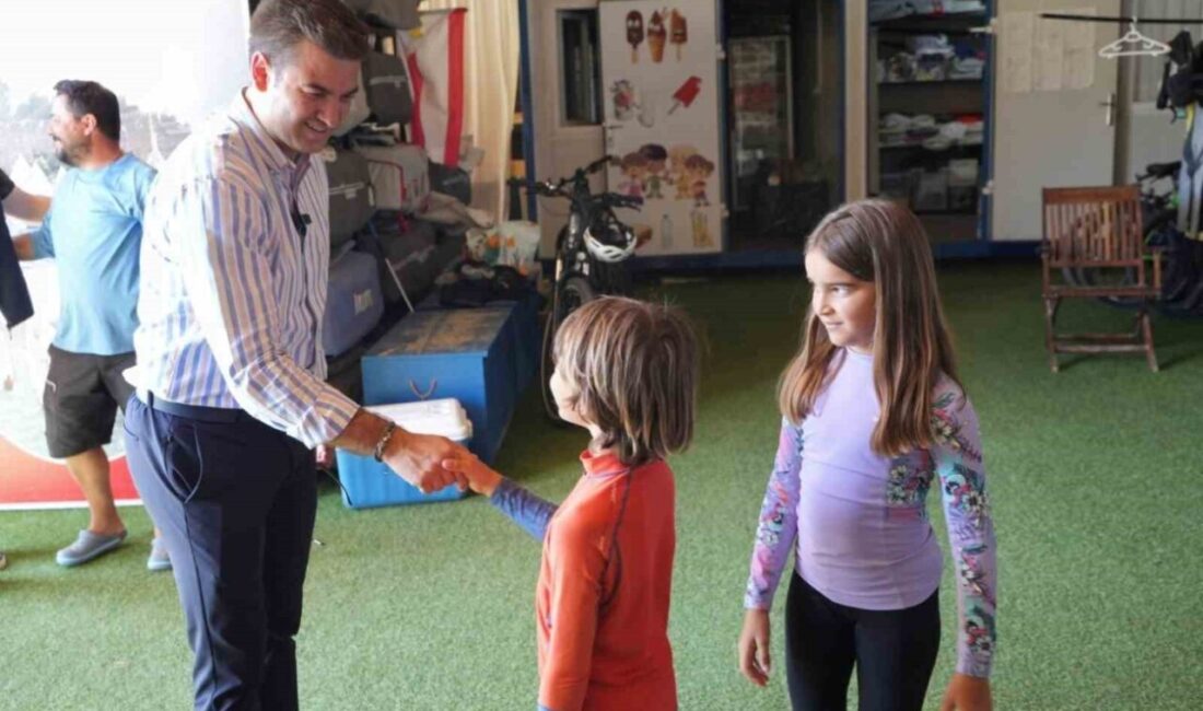 Bodrum Belediye Başkanı Tamer Mandalinci, mahalle ziyaretleri kapsamında Bitez’de saha