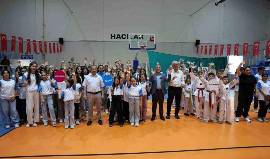 Hacılar Belediye Başkanı Bilal Özdoğan, Gençlik ve Spor İlçe Müdürlüğü