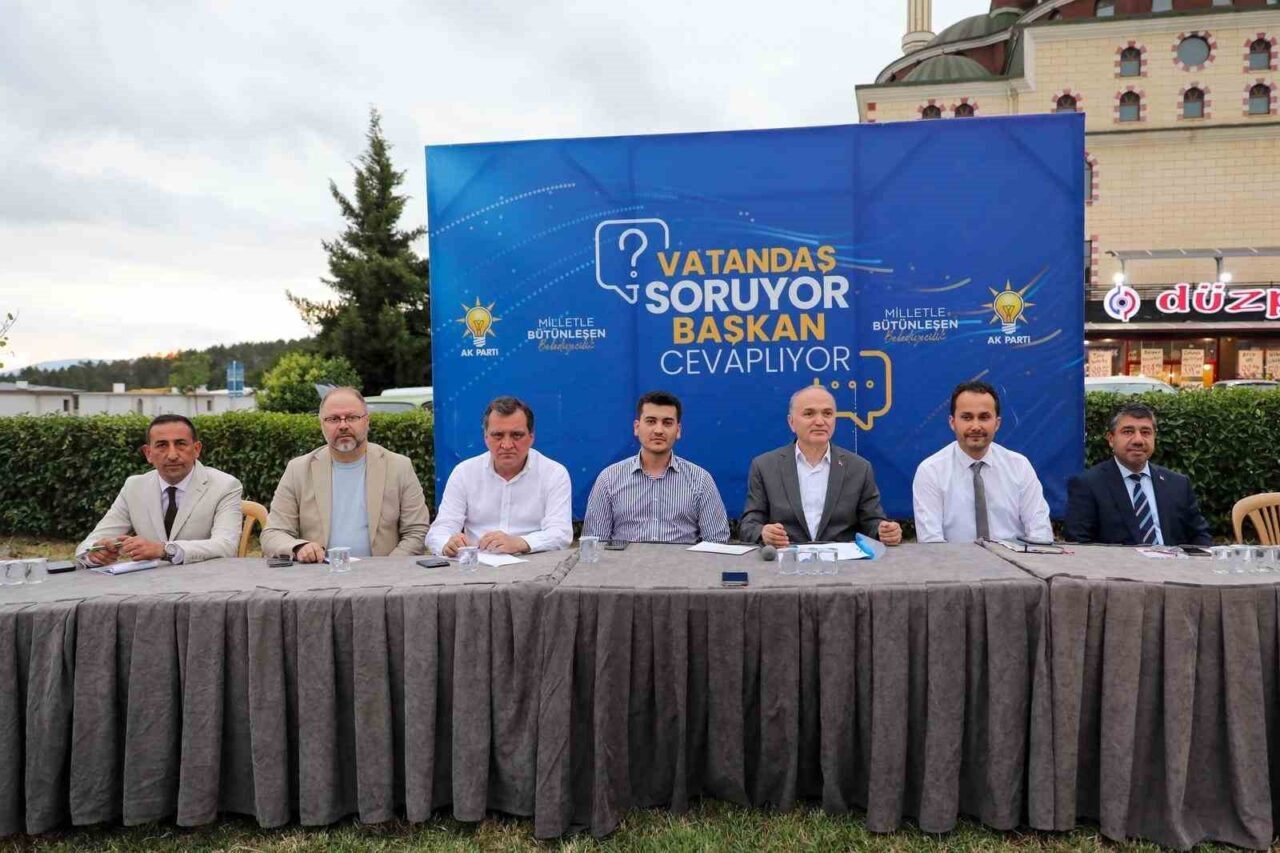 Düzce’de “Vatandaş Soruyor, Başkan Cevaplıyor” programlarının 12’ncisi Bahçeşehir bölgesi Çamlıevler