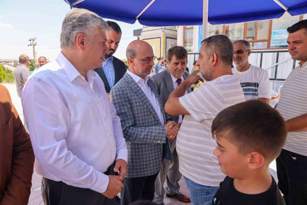 Konya’nın merkez Selçuklu İlçe Belediye Başkanı Ahmet Pekyatırmacı, ilçedeki tüm