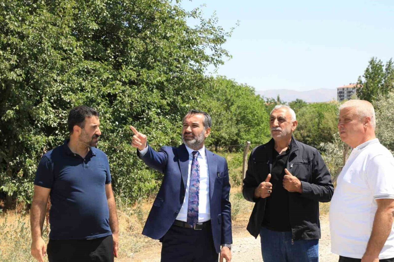 Elazığ’ın her mahallesini ziyaret ettiğini dile getiren Belediye Başkanı Şahin
