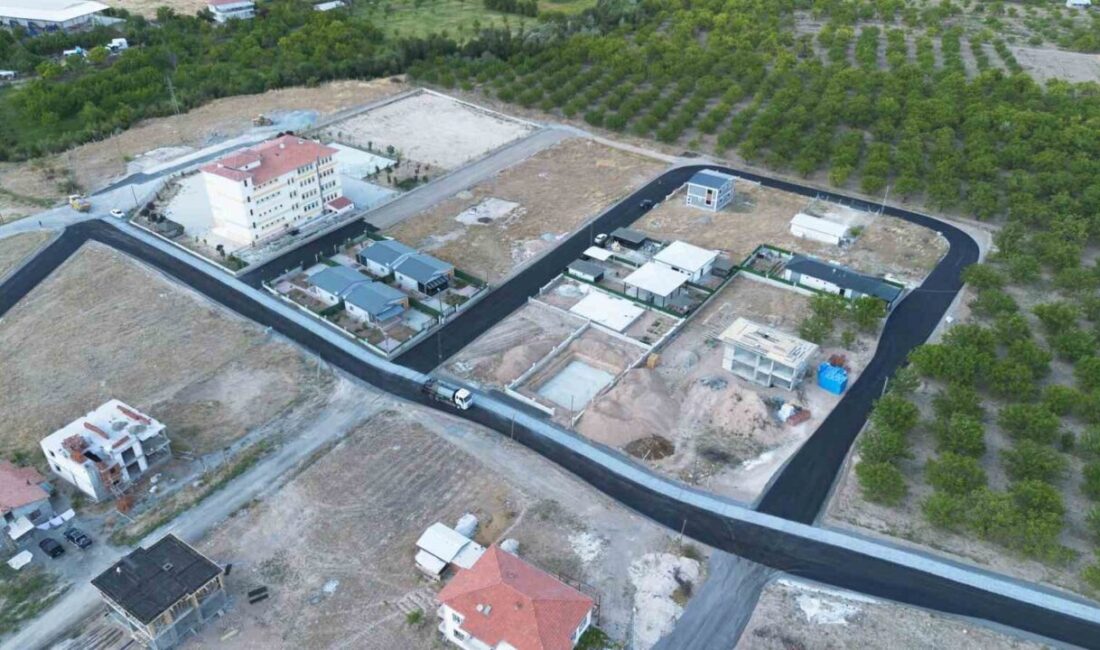 Battalgazi Belediyesi, ilçe genelinde sürdürdüğü yol yenileme çalışmaları kapsamında Orduzu,