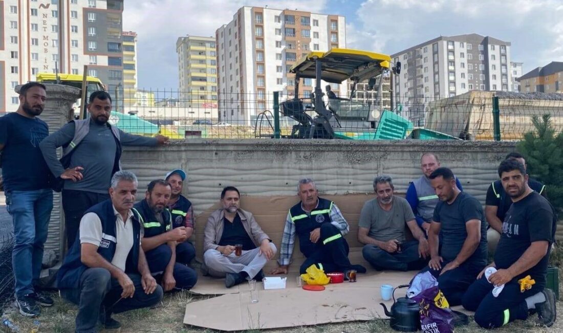Yakutiye Belediye Başkanı Mahmut Uçar, AK Parti hizmet belediyeciliğin en