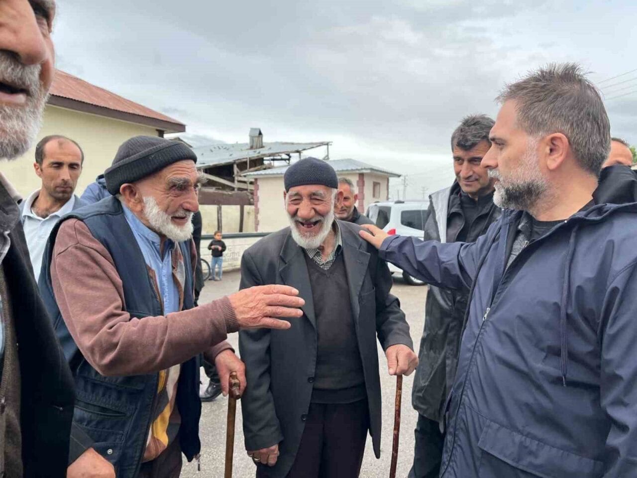 Yakutiye Belediye Başkanı Dr. Mahmut Uçar, AK Parti’nin, “Hizmet ve