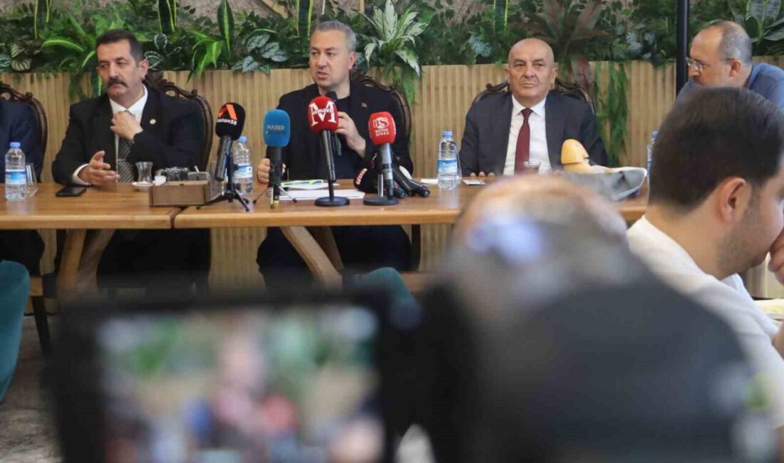 Sivas Belediye Başkanı Adem Uzun, 24 Temmuz Basın Bayramı dolayısıyla