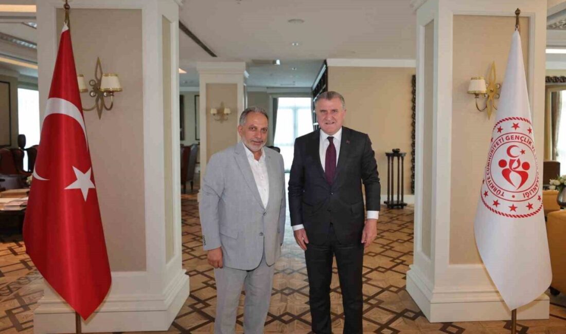 Talas Belediye Başkanı Mustafa Yalçın, Gençlik ve Spor Bakanı Osman