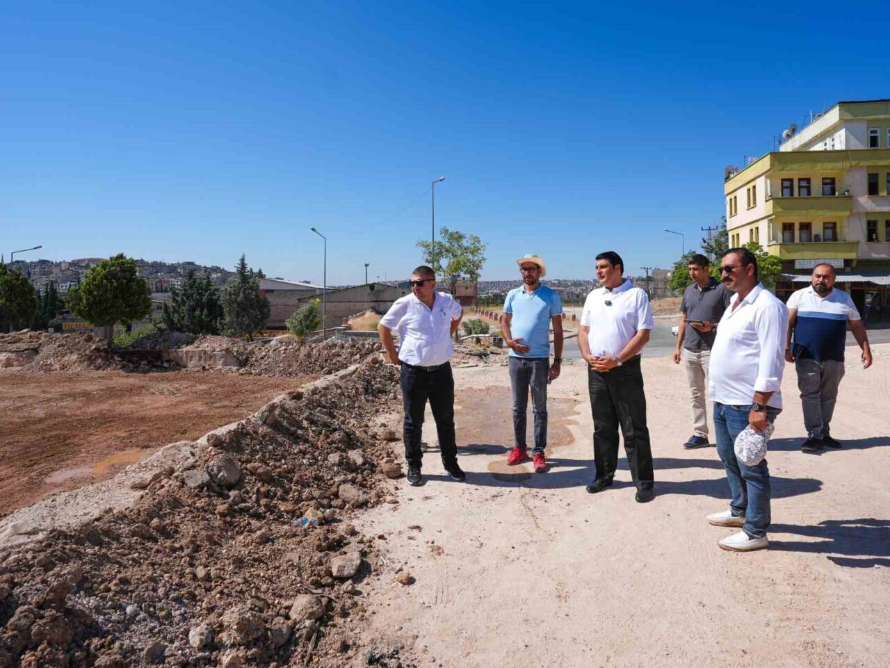 Şehitkamil Belediye Başkanı Umut Yılmaz, Hacıbaba Mahallesi sakinlerinin beklediği müjdeli