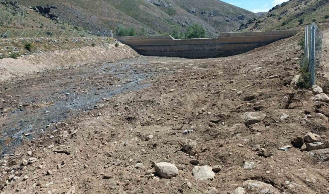 Bayburt’un Aydıntepe ilçesine bağlı Suludere köyünde bulunan ve rüsubi malzeme