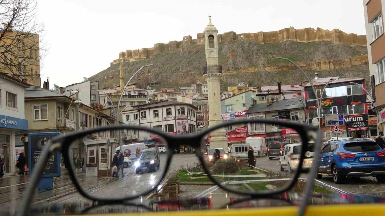 Bayburt’ta sağanak ve gök gürültülü sağanak yağış bekleniyor. Meteoroloji 12.