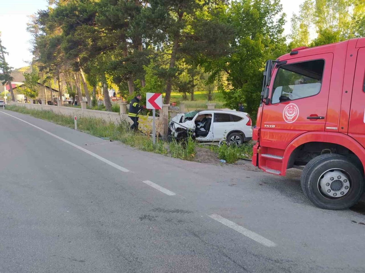 Bayburt-Erzurum yolu üzeri, Ahsunk Hanları olarak bilinen noktada tek taraflı