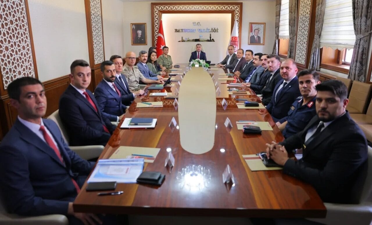Bayburt Valisi Mustafa Eldivan başkanlığında ‘Genişletilmiş İl Güvenlik ve Asayiş