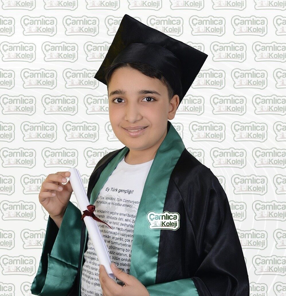 Malatya’daki Çamlıca Koleji öğrencisi Muhammed Yiğit Ayaz, Türkiye genelinde ilk