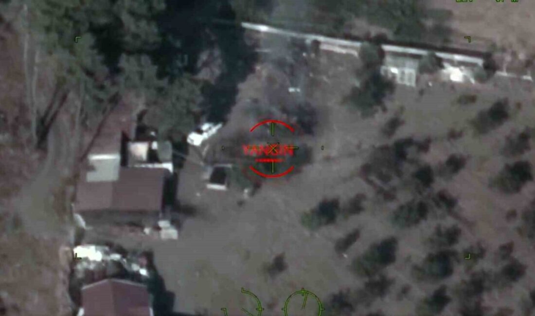 Muğla’nın Marmaris ilçesinde Bayraktar TB2 İHA tarafından bir bahçenin temizliği