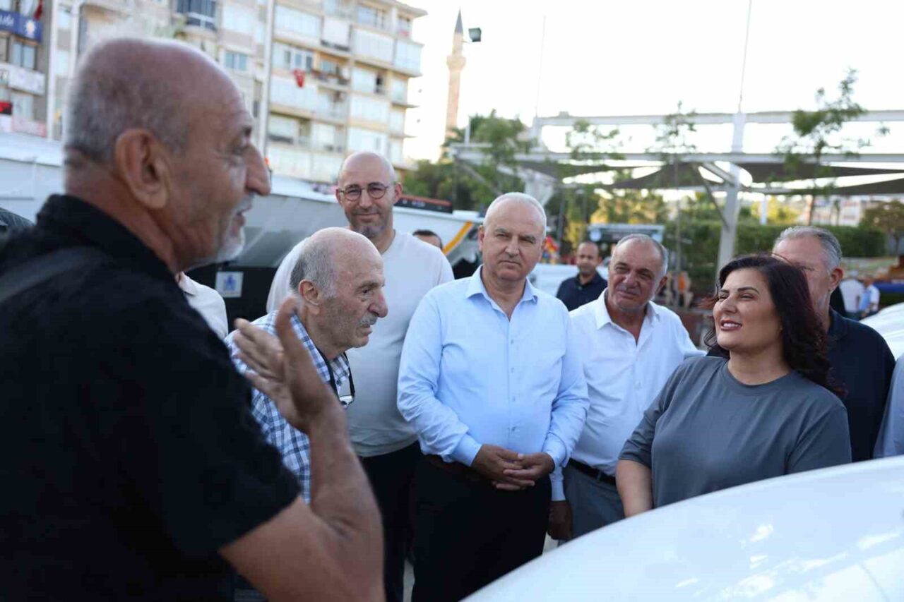 Aydın Büyükşehir Belediyesi, hizmet araçları filosuna kazandırdığı 24 yeni aracı