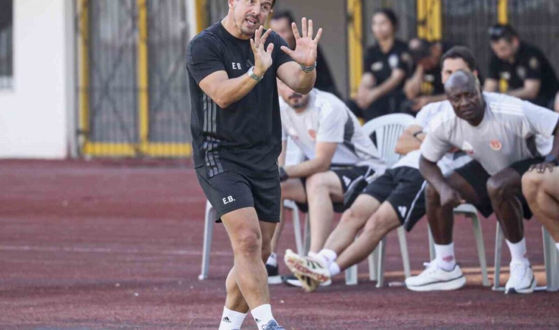 Antalyaspor Teknik Direktörü Emre Belözoğlu, Burdur kampı sonrası yaptığı açıklamada,