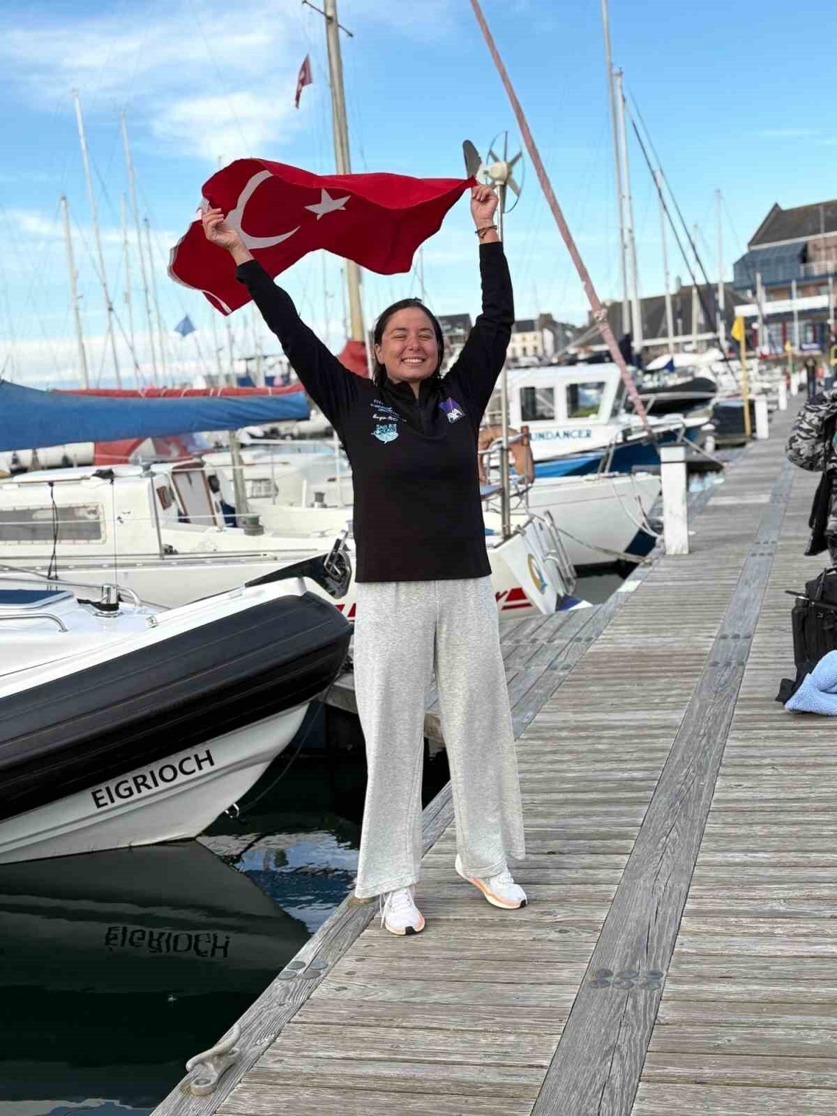 İrlanda-İskoçya arasındaki 13 derecelik suda 10 saatten fazla tam 41.2